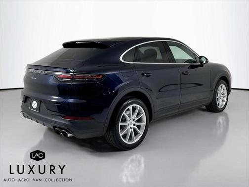 2022 Porsche Cayenne Platinum Edition