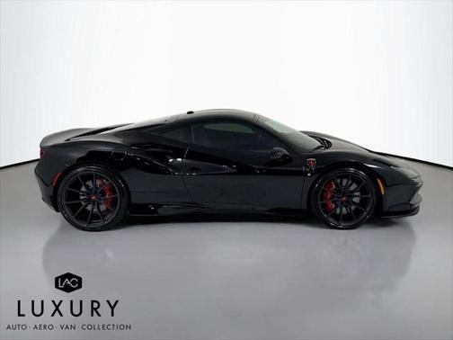 2021 Ferrari F8 Tributo Base
