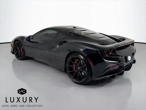 2021 Ferrari F8 Tributo Base