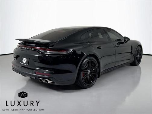 2021 Porsche Panamera 4