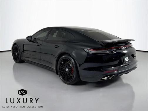 2021 Porsche Panamera 4