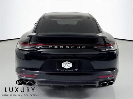2021 Porsche Panamera 4