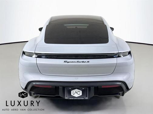2021 Porsche Taycan Turbo