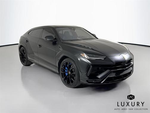 2024 Lamborghini Urus S