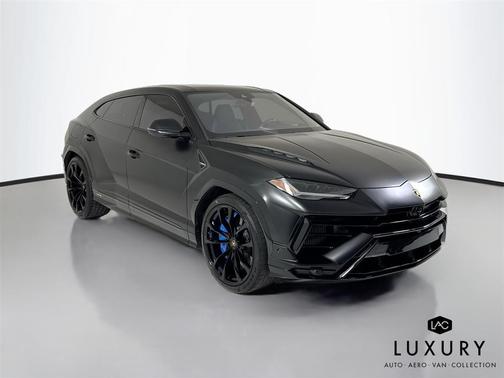 2024 Lamborghini Urus S