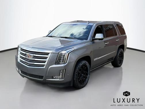 2020 Cadillac Escalade Platinum