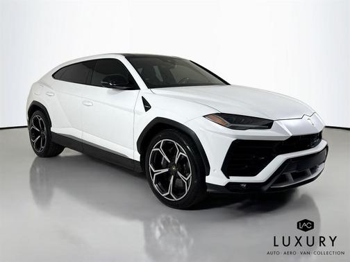 2019 Lamborghini Urus Base
