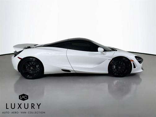 2018 McLaren 720S Base