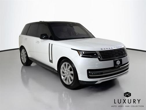 Fuji White 2023 Land Rover Range Rover P400 SE