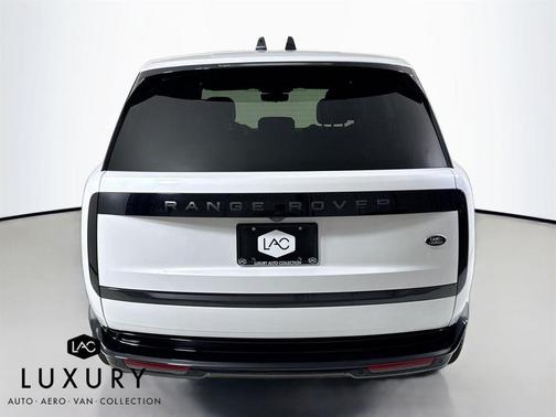 2023 Land Rover Range Rover P530 SE