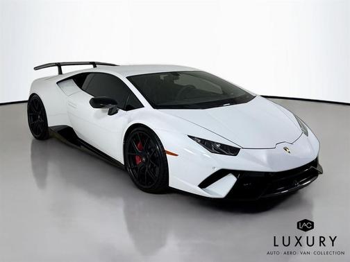 2018 Lamborghini Huracan LP 640-4 Performante