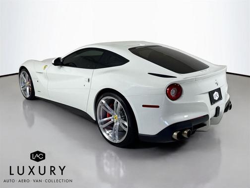 2017 Ferrari F12berlinetta Base