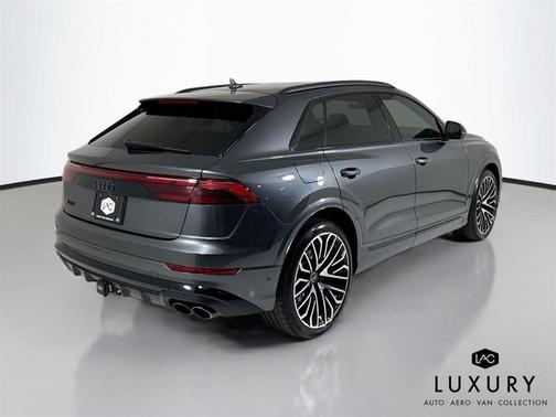 Daytona Gray Pearl Effect 2024 Audi SQ8 4.0T Premium Plus