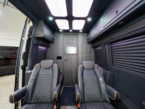 2025 Mercedes-Benz Sprinter 2500 Standard Roof