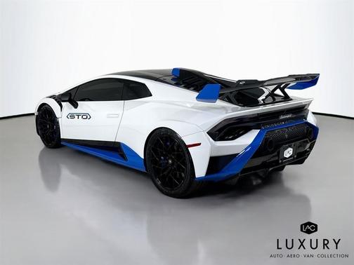 2023 Lamborghini Huracan STO Coupe