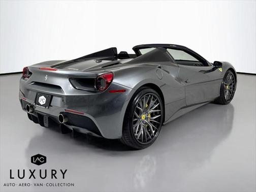 2018 Ferrari 488 Spider Base