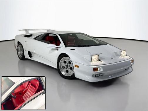 1992 Lamborghini Diablo RWD * WOW Manual 5- SPD * Only 5K  Miles