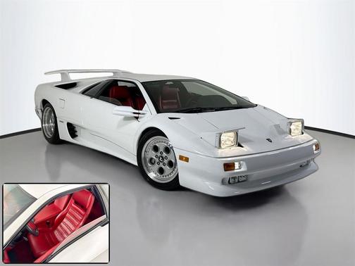 1992 Lamborghini Diablo RWD * WOW Manual 5- SPD * Only 5K  Miles