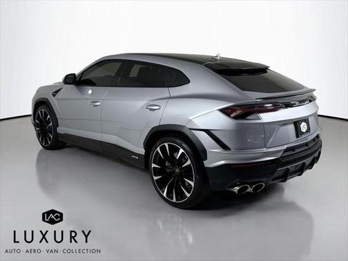 2024 Lamborghini Urus S