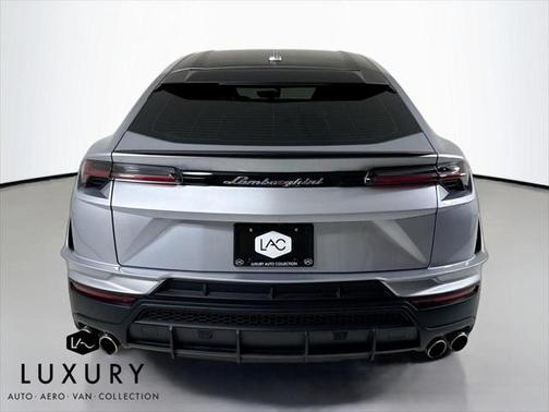 2024 Lamborghini Urus S