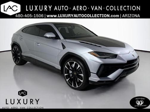 2024 Lamborghini Urus S