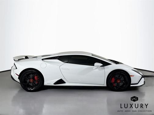2024 Lamborghini Huracan Tecnica Tecnica