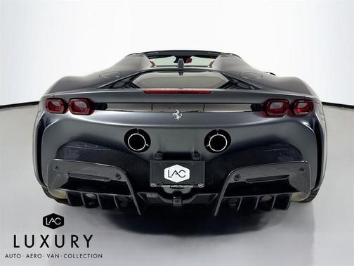 2022 Ferrari SF90 Spider
