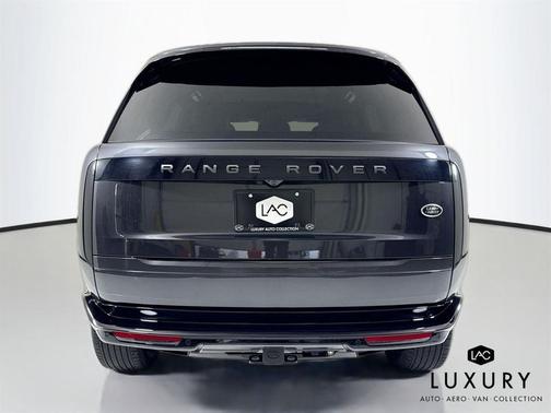 2023 Land Rover Range Rover P530 SE