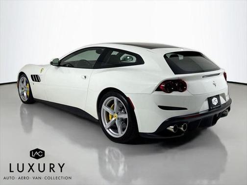 2019 Ferrari GTC4Lusso T