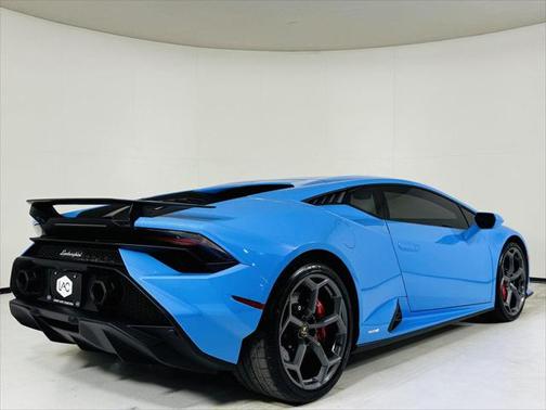 2023 Lamborghini Huracan Tecnica Coupe