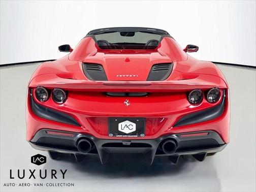 2021 Ferrari F8 Spider Carbon Interior