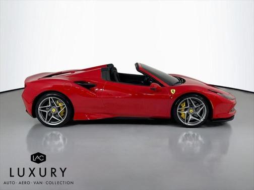 2021 Ferrari F8 Spider Carbon Interior