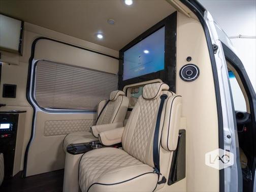 2019 Mercedes-Benz Sprinter 2500 Midwest Automotive Designs Business Cruiser (Dual