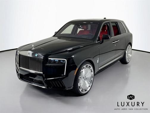 2025 Rolls-Royce Cullinan , Rear TVs , Starlight Roof , 26'' AG Luxury Wheels