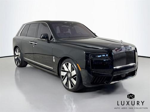 2025 Rolls-Royce Cullinan Base