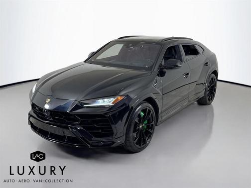2019 Lamborghini Urus AWD