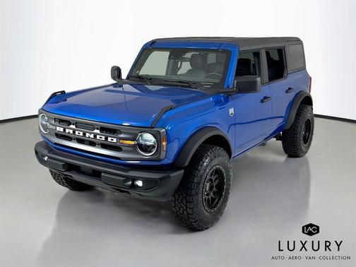 Velocity Blue Metallic 2024 Ford Bronco Big Bend