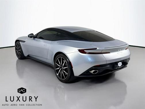 2020 Aston Martin DB11 V8