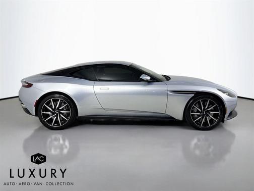 2020 Aston Martin DB11 V8