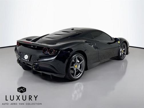 2020 Ferrari F8 Tributo Base