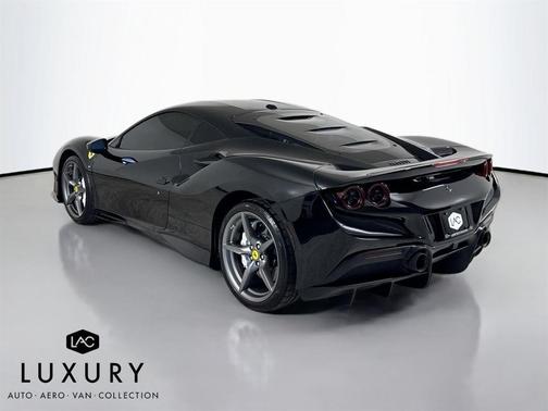 2020 Ferrari F8 Tributo Base