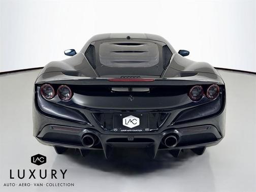 2020 Ferrari F8 Tributo Base