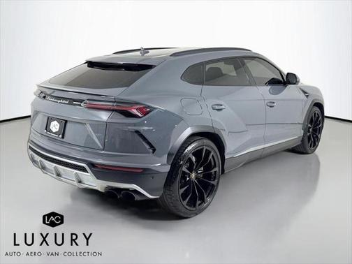 2021 Lamborghini Urus Base AWD 4dr SUV