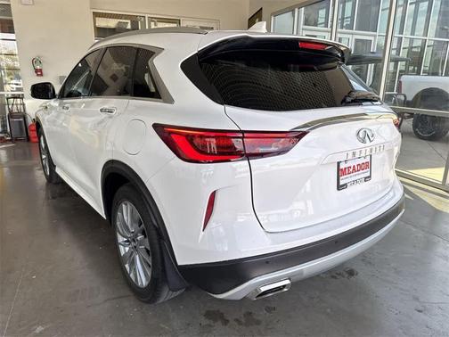 2023 INFINITI QX50 LUXE