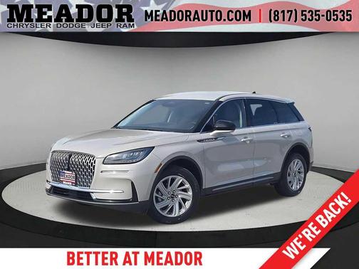 Ceramic Pearl Metallic Tinted Clearcoat 2023 Lincoln Corsair Standard