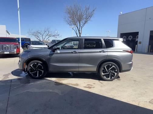 2024 Mitsubishi Outlander SE 2.5 2WD