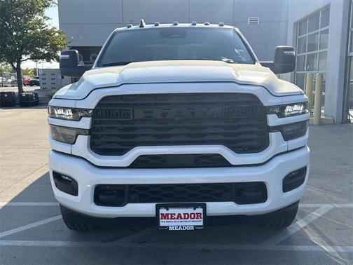 2026 RAM 3500 Lone Star Crew Cab 4x4 6'4' Box