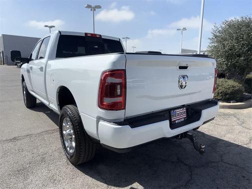 2024 RAM 2500 Laramie Crew Cab 4x4 6'4' Box