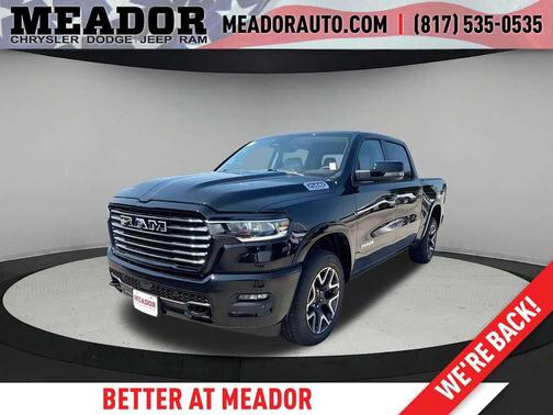 Diamond Black Crystal Pearlcoat 2026 RAM 1500 Laramie