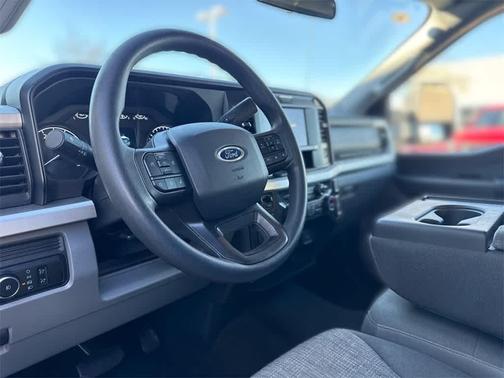 2025 Ford F-250 XLT